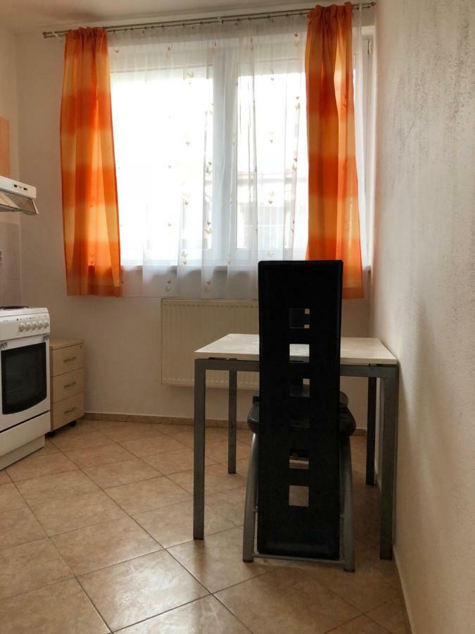 Moonstreet Apartments Bratislava Esterno foto
